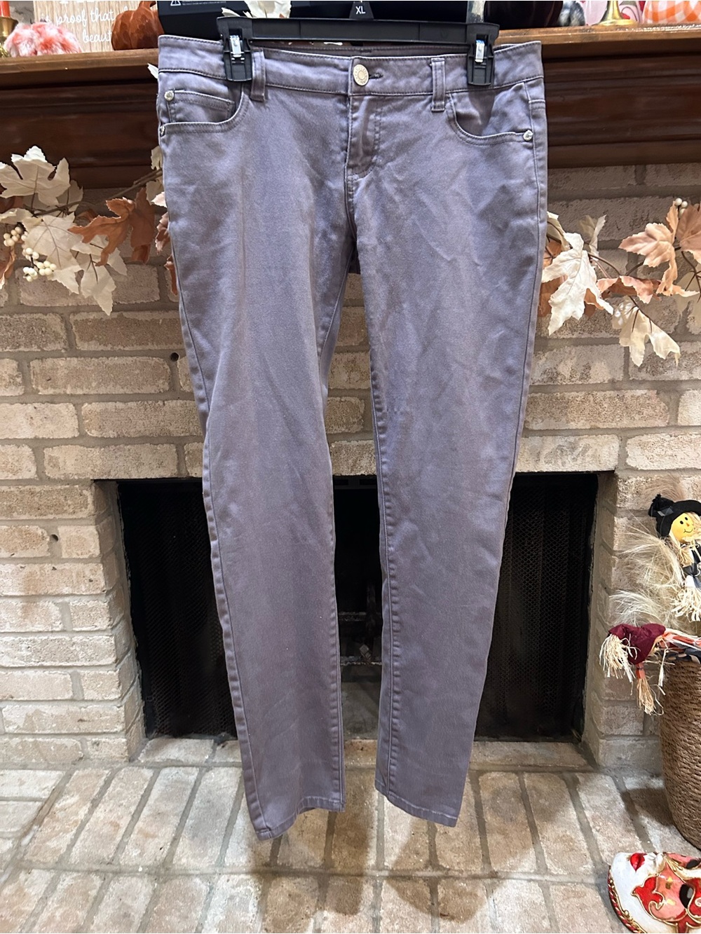 Celebrity Pink Slim Straight Women's Jeans in Taupe Gray EUC